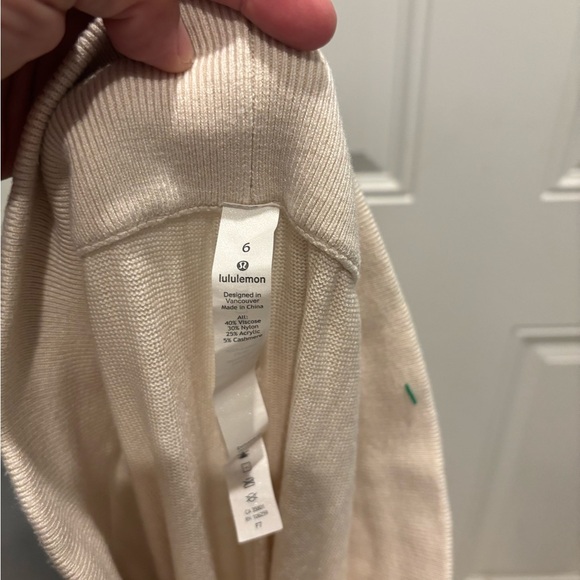 Lululemon In The Comfort Zone Pant Knit - Picture 6 of 6